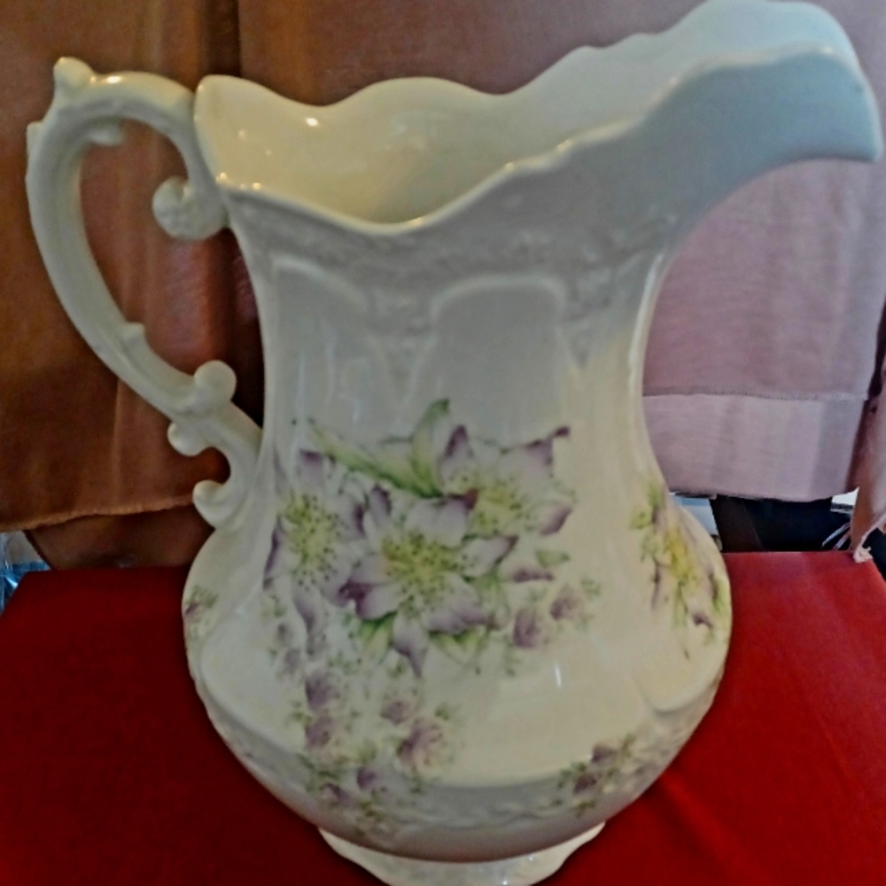 Exquisite Antique China - Beautiful antique jug 11"